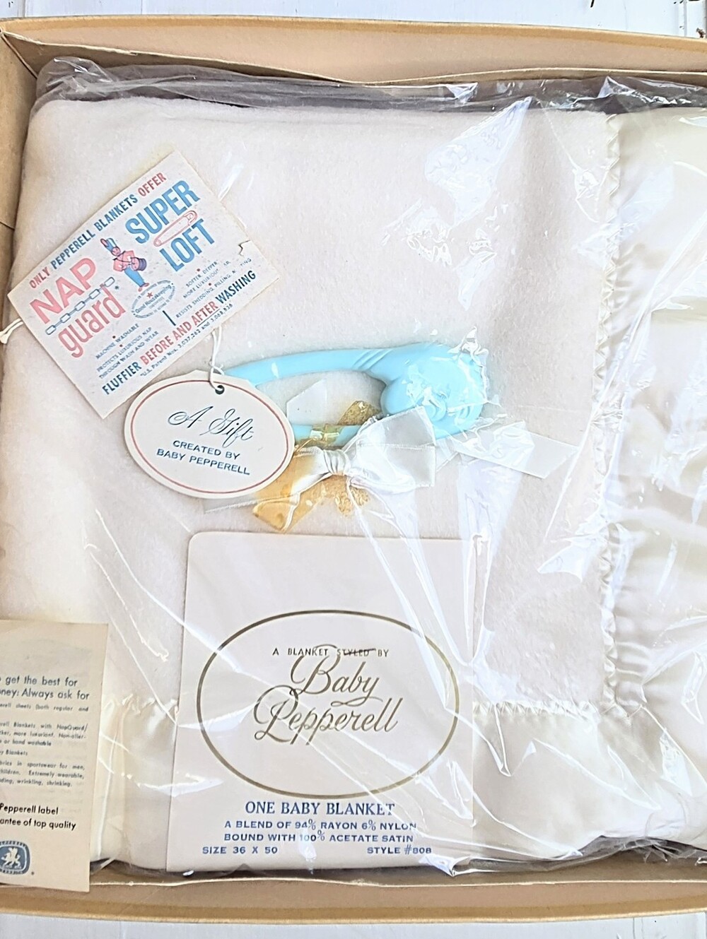 Baby Crib Blanket Vintage New MCM Lady Pepperell WHITE 36x50 Soft Satin Edge